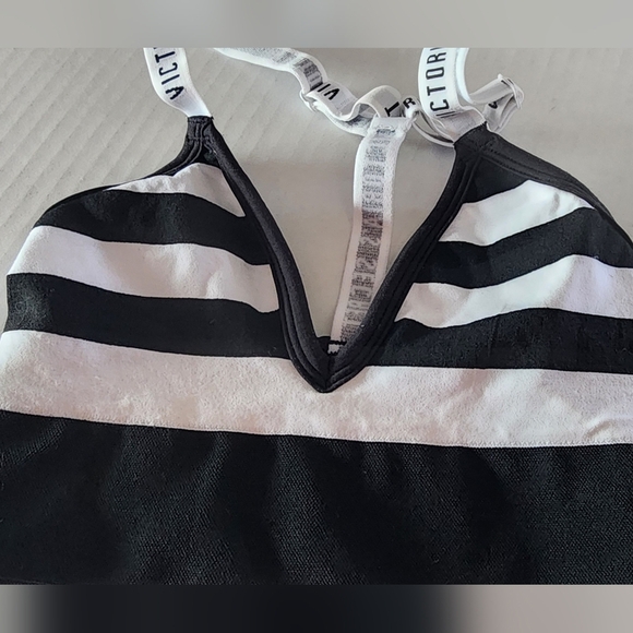 Victoria’s Secret Seamless Unlined Logo Racerback Bralette Size XS - Picture 2 of 4